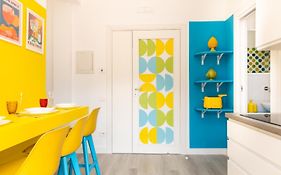 Sunny Flat